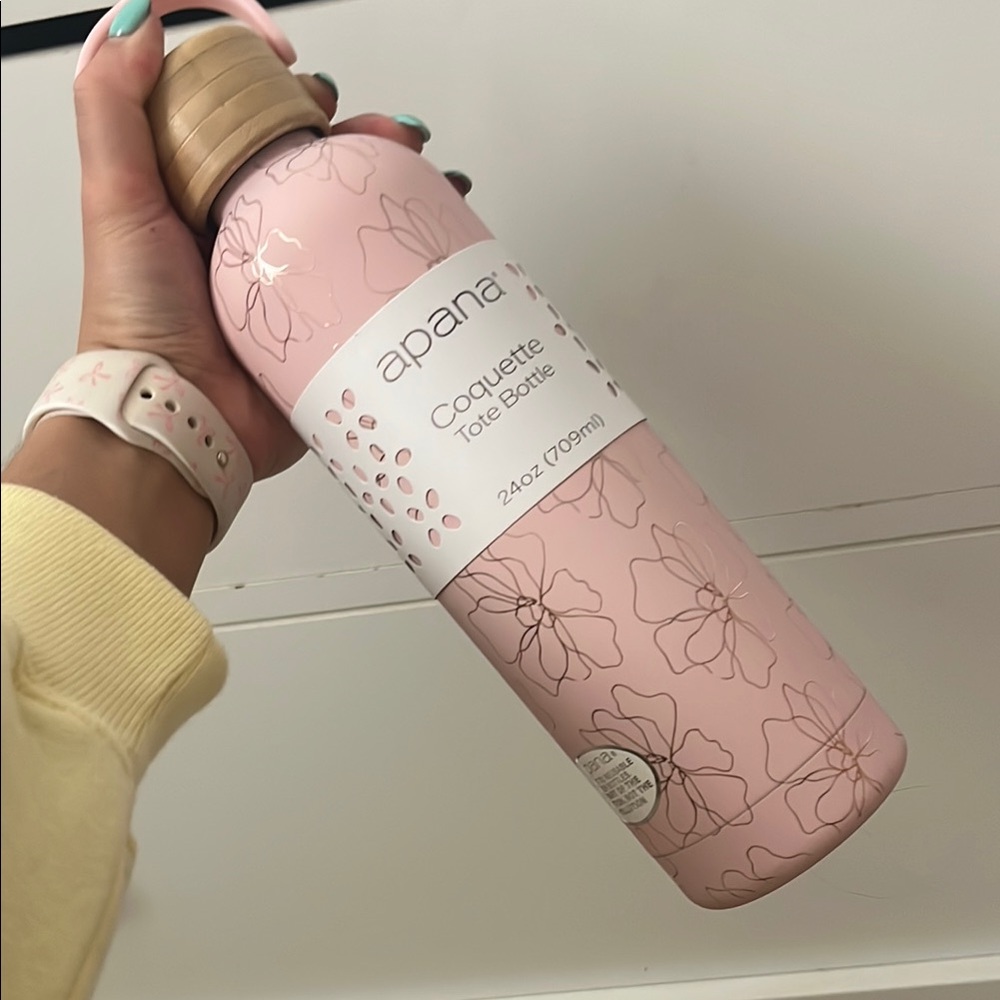 Apana Pink Coquette Tote Bottle
